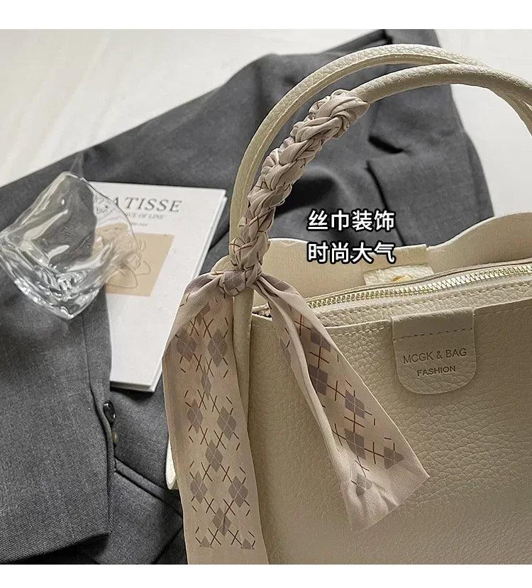 2025 new women’s handbag trendy bucket bag luxury stylish shoulder crossbody purse versatile casual tote designer ladies