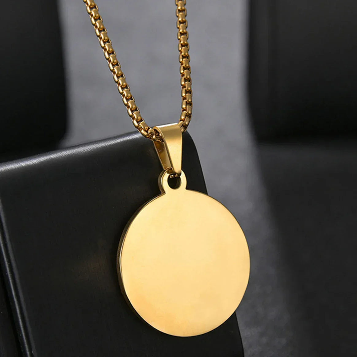 Sifisrri Engrave Picture Necklace Personalized Stainless Steel Jewelry For Women Men Customized Round Pendant Family Text Gift