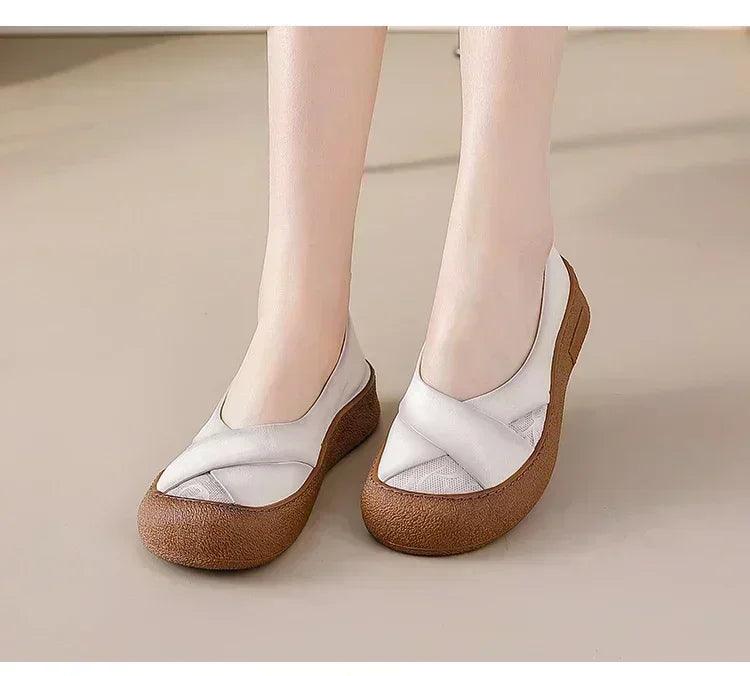 Authentic anti skid slip on leather flat shoes ladies shallow loafers woman comfy soft moccasin