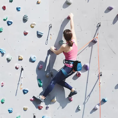 Bouldering Chalk Bag Storage Pockets Rock Climbing Chalk Bag with Chalk Brush Magnesium Powder Bag for Climbing Weightlifting