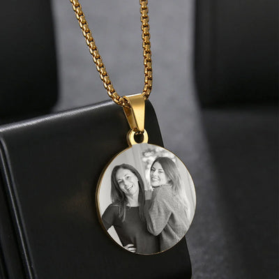 Sifisrri Engrave Picture Necklace Personalized Stainless Steel Jewelry For Women Men Customized Round Pendant Family Text Gift
