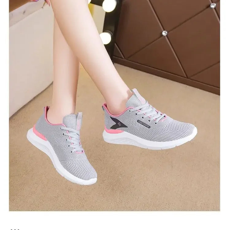 Women's sneakers 2025 new spring and summer fashion versatile soft sole lightweight casual running shoes for children