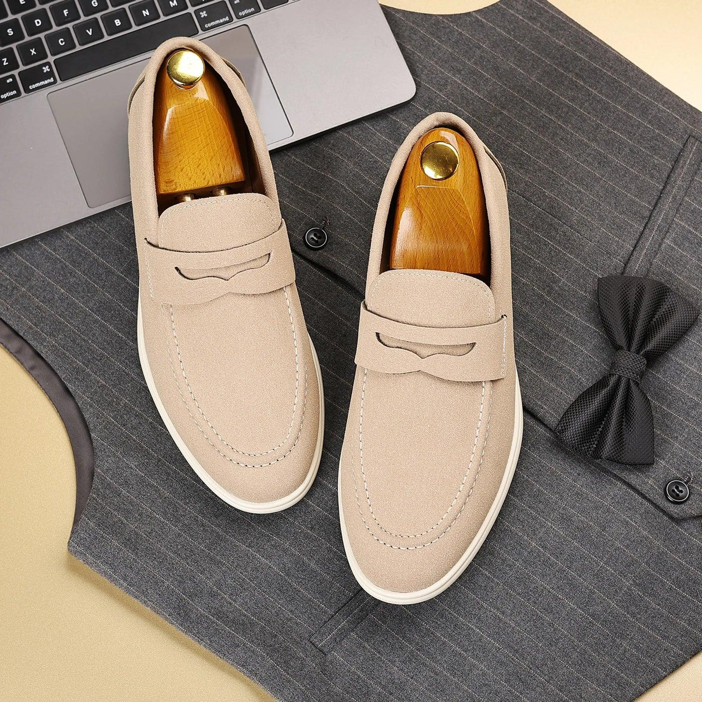 Men's Loafers Casual Slip On Shoes Soft Lightweight