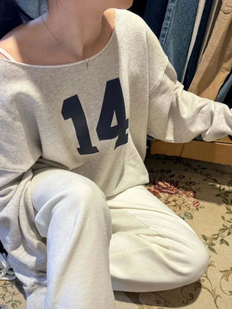 14 Print Oversized Sweatshirt For Women Sexy Scoop