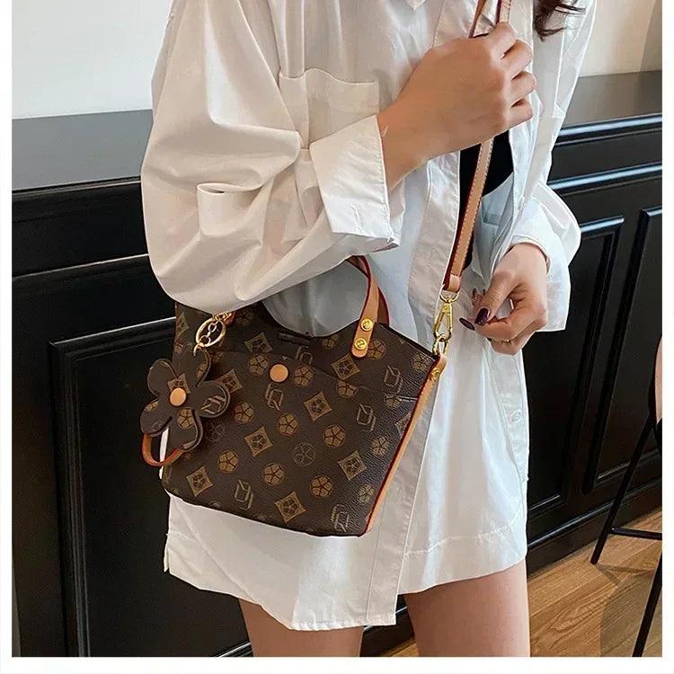 In 2025 designer retro printed handbags convertible crossbody bags and luxury textured best-selling women’s