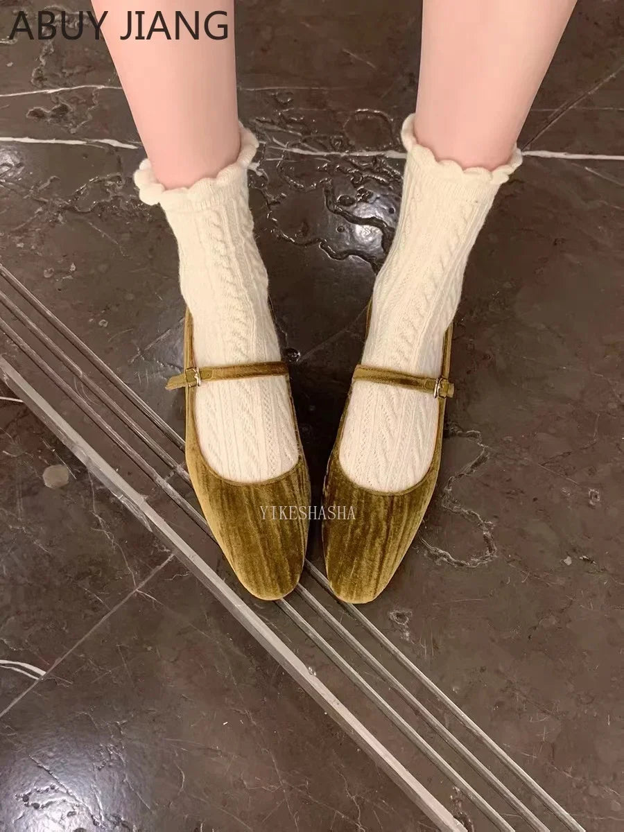 2025 Women Shoes Luxury Velvet Ballet Shoes Women Square Toe Flat Mary Janes Ladies Fashion Buckle Strap Velour Shallow Loafers