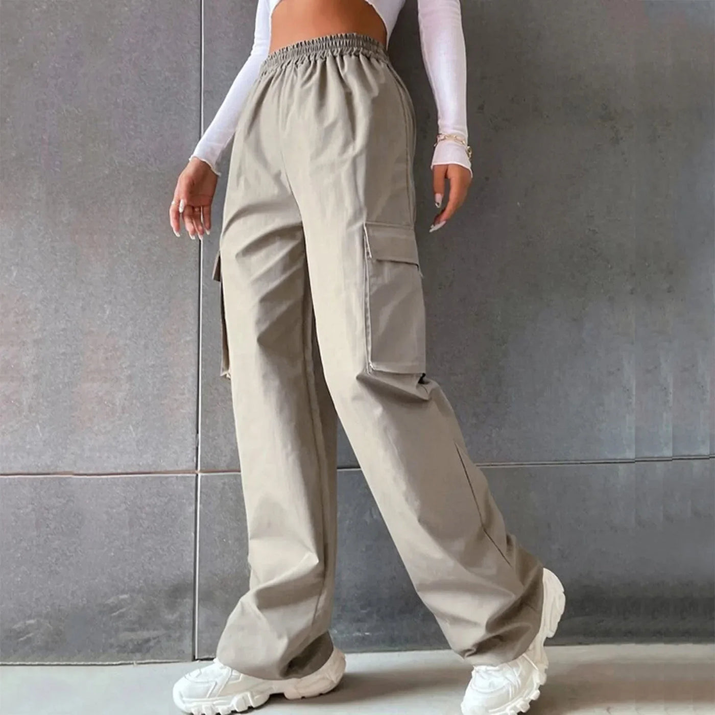 Women's Wide Leg Cargo Pants with Solid Flap Pockets and Loose Fit