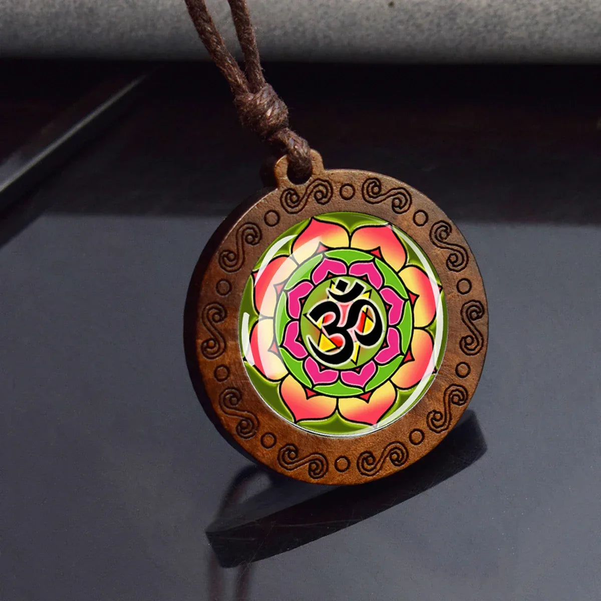 Hinduism Om Symbol Wood Glass Pendant Necklace Yoga Meditation Jewelry