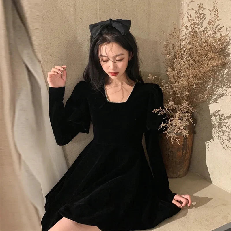 Fashion Velvet Black Dress for Women Fall Winter Elegant Hepburn Style Casual Mini Dress Y2K Streetwear Long Sleeve Puff Vestido