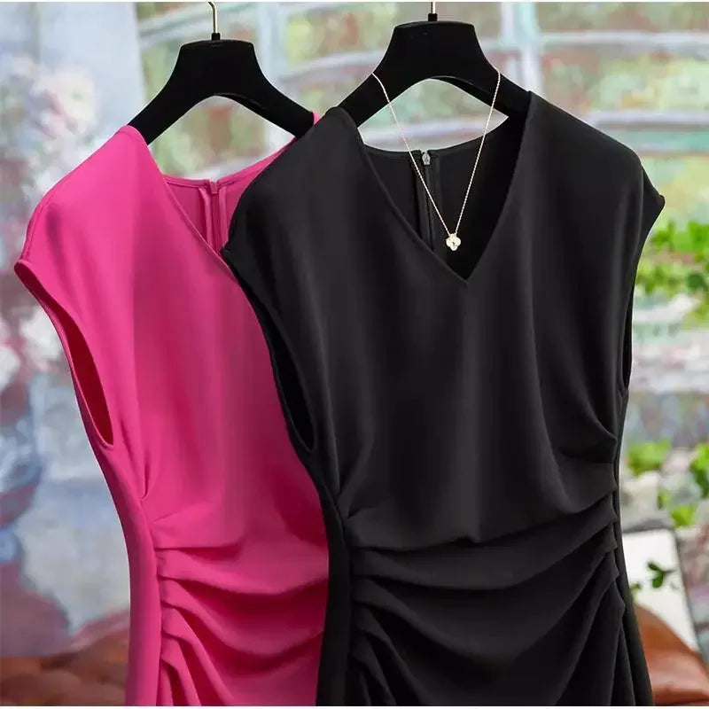 Little black dress with French waist cinching for slimming and high-end Hepburn style formal occasion dress for women in summer