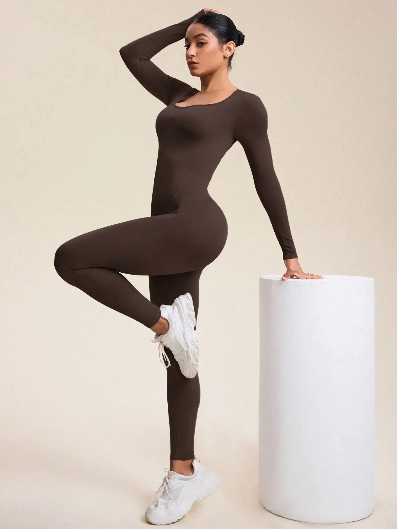 Women Jumpsuits Long Sleeve Sexy Backless Bodycon Rompers Scrunch Butt V Back Playsuit Workout Bodysuit