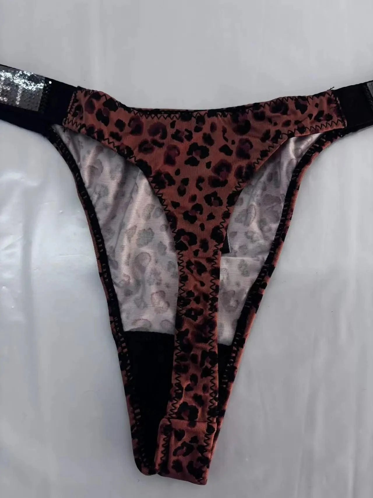 2025 New Women'S Underwear, Smooth Low-Waisted Sexy Women'S Thong, Attractive, Breathable, Shiny, Sexy And Comfortable In One