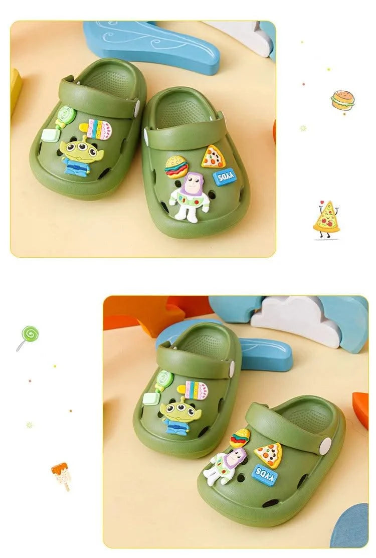 2023 Clogs  Boys Girls Summer Kids Children's Hole Shoes Infant Indoor Slippers Non-Slip Beach Sandals Toddler Home Shoes Baby