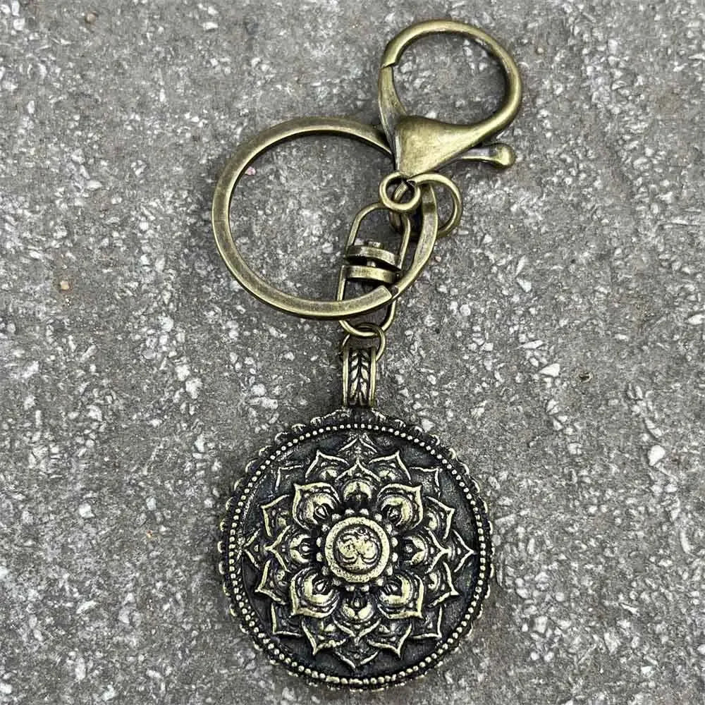 Nostalgia Mandala Yoga Keychain For Women Lotus Key Holder Accessories Buddhism Jewelry