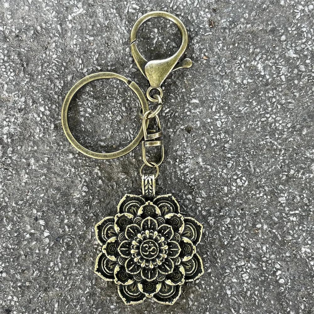 Nostalgia Yoga Lotus Keyring Mandala Jewelry Vintage Keychain For Women Buddhism Gifts