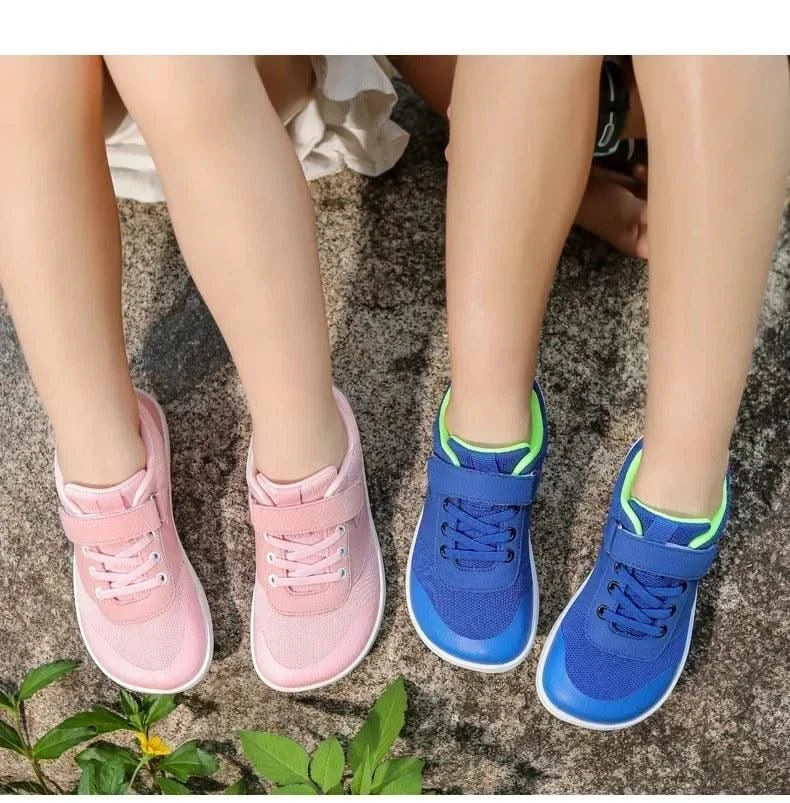 Kids Wide Barefoot Shoes Boys Girls Minimalist Sneakers Lightweight Non Slip Natural Children Walking Shoes Skate Flat