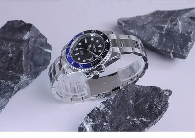 2025Advanced men's watches high-end products green water ghost quartz watches steel band waterproof luminous watches