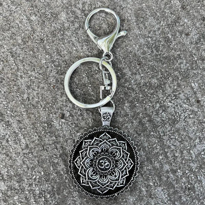 Nostalgia Yoga Lotus Keyring Mandala Jewelry Vintage Keychain For Women Buddhism Gifts