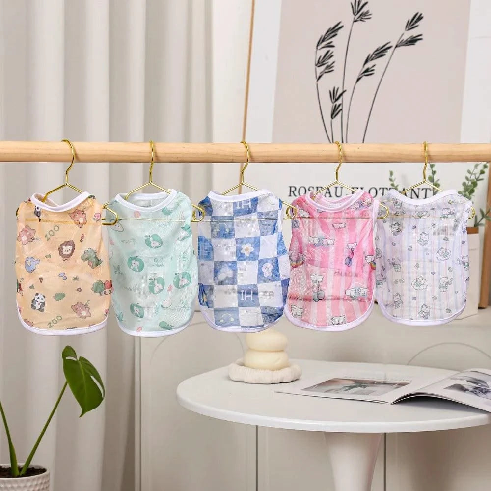 Pet clothing is fresh cute fashionable summer thin cat and dog clothing breathable mesh suspender and stylish vest