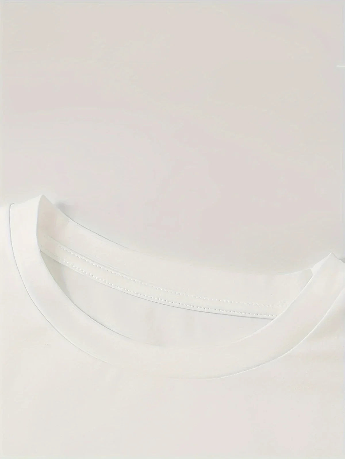 Women T-Shirt with Capri Island Graphic Print All Season