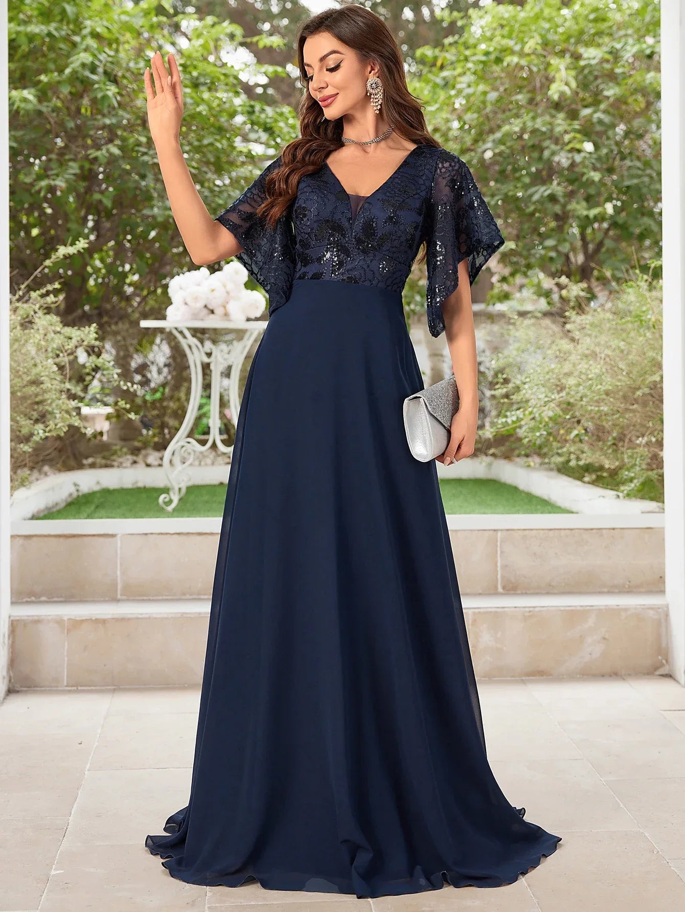 UNITHORSE V-neck Beaded Embroidered Paneling Chiffon Maid of Honor Dance Dress Elegant Bridal Party Gown