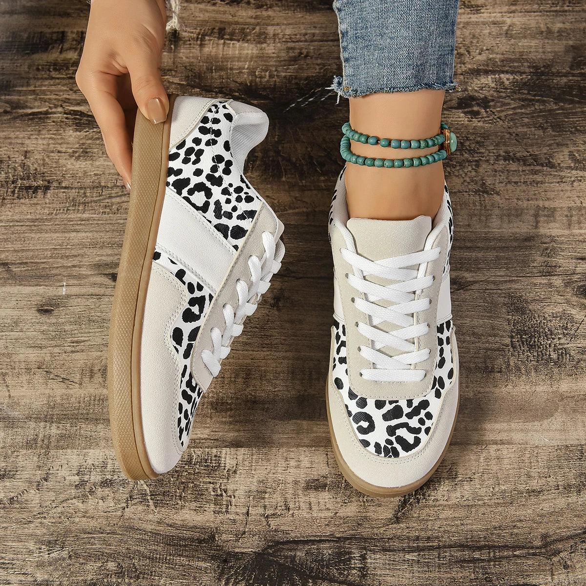 Women Sneakers 2025 New Fashion Luxury Designer Shoes for Women Brand Classical Outdoor Sneakers Casual Women Zapatos De Mujer