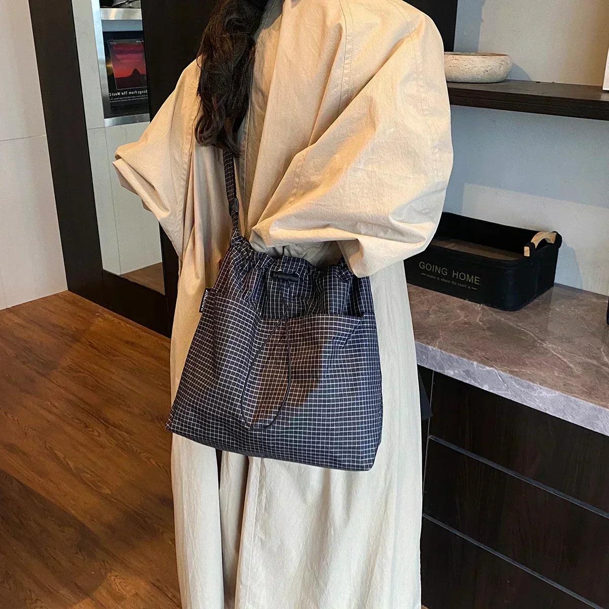 Handbags for women. Leisure big bag female 2025 new fashion cloth shoulder large capacity tote commuter messenger