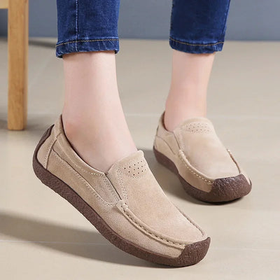 Suede Women Shoes Lightweight Women Sneakers Autumn Comfortable 2cm Flat Slip on Shoes New Luxury Brand Moccasins Zapatos Mujer