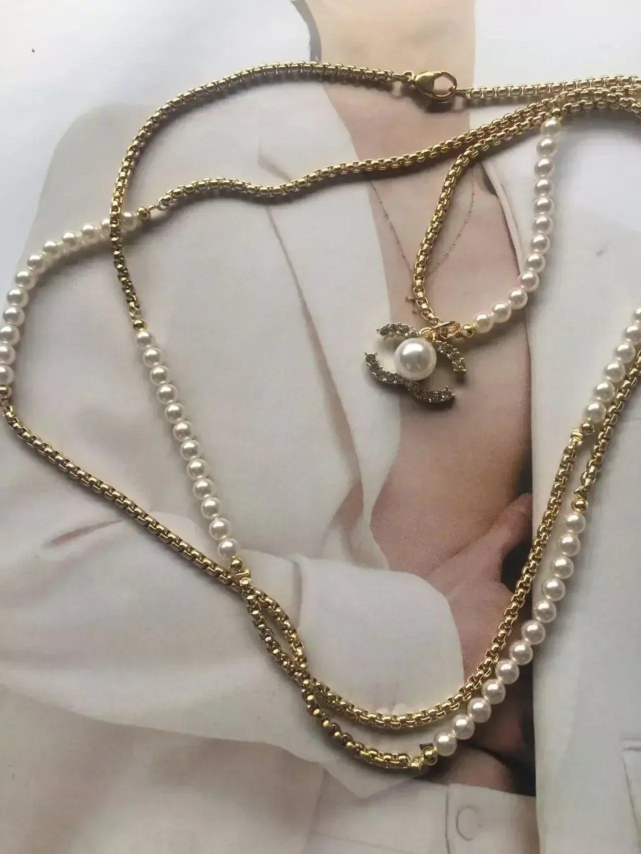 Luxury design necklace 106cm pendant can move freely be stacked in single layer or double worn many ways.