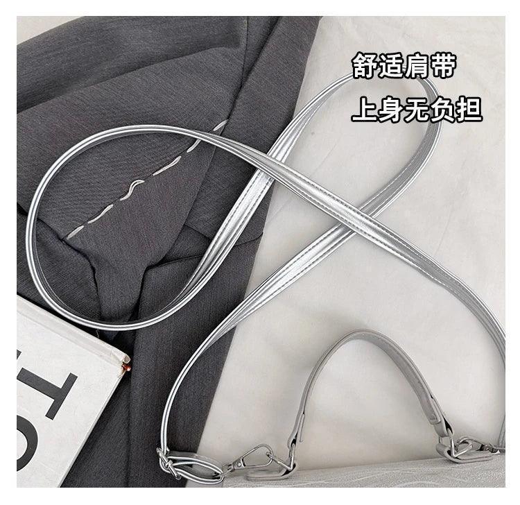Classic shoulder bag for women