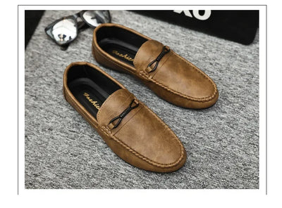 Summer New Men's Loafers Comfortable Flat Casual Shoes Men Breathable Moccasins Slip-On Soft Leather Driving Shoes 2025