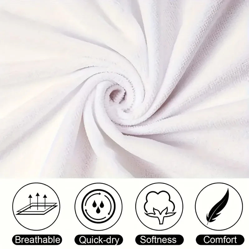 Beach Towel with Ocean Waves and Seashells - Dive into Summer! Suitable for towels, bath towels, beach towels