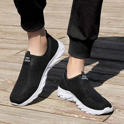 Men Shoes Breathable Mesh Summer Lightweight Hiking Walking Casual Shoes Slip-On Driving Men's Loafers