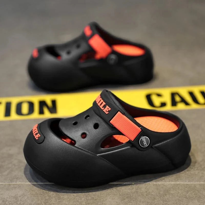 Luxury Boy Clogs Summer Kids Shoes Breathable Casual Lightweight Indoor House Shoes Children Boy Sandals Slippers