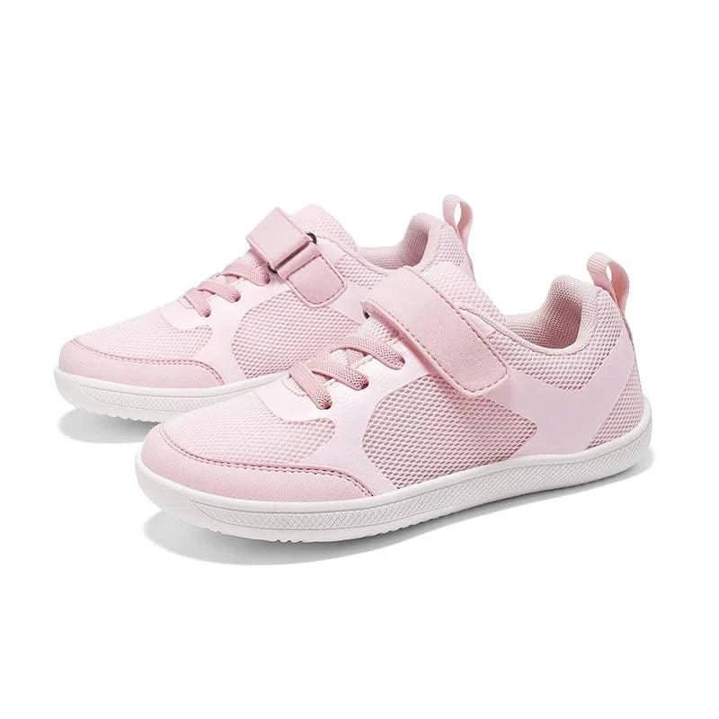 New children's wide version anti slip breathable shoes, minimalist sports shoes for boys and girls, with minimal wear and tear