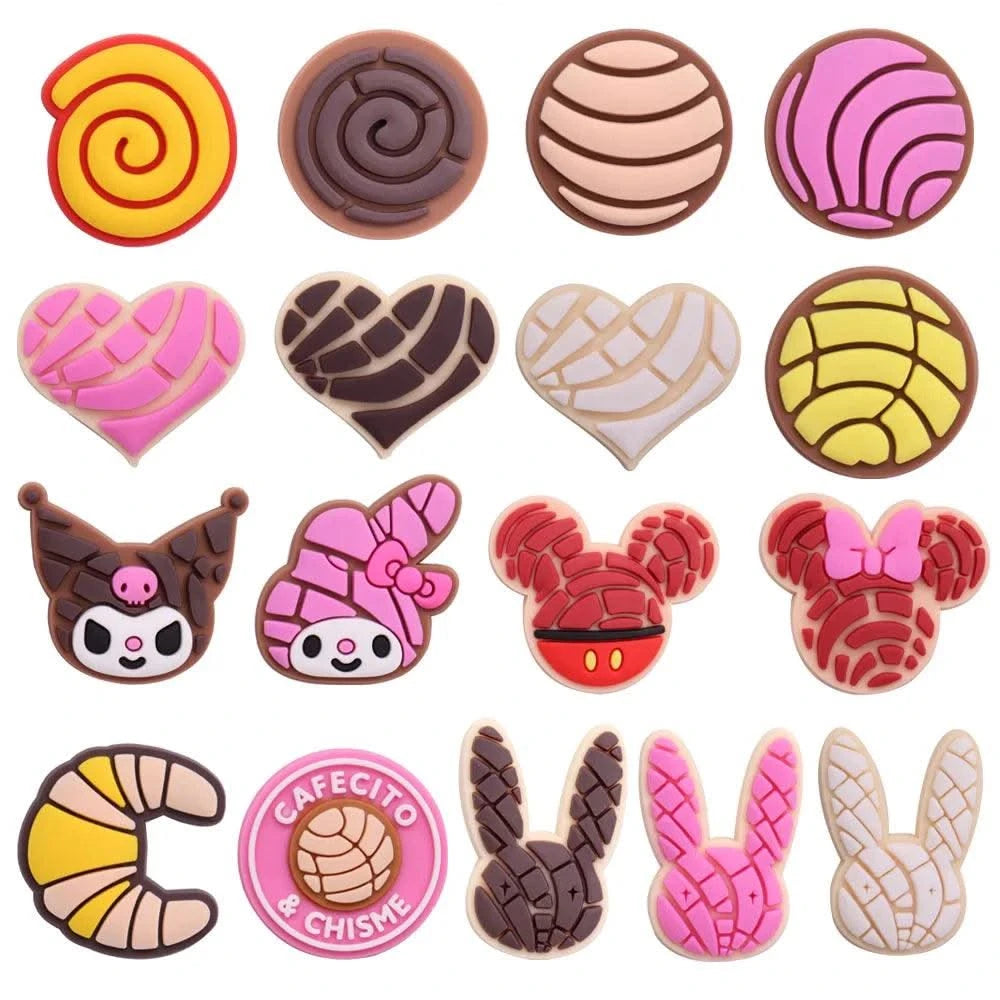 10-40pcs Disney Mickey Minnie Cartoon PVC Shoe Charms Fit Wristbands DIY Sandal Hole Kids Shoes Buckle Ornaments Party Gift