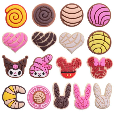 10-40pcs Disney Mickey Minnie Cartoon PVC Shoe Charms Fit Wristbands DIY Sandal Hole Kids Shoes Buckle Ornaments Party Gift