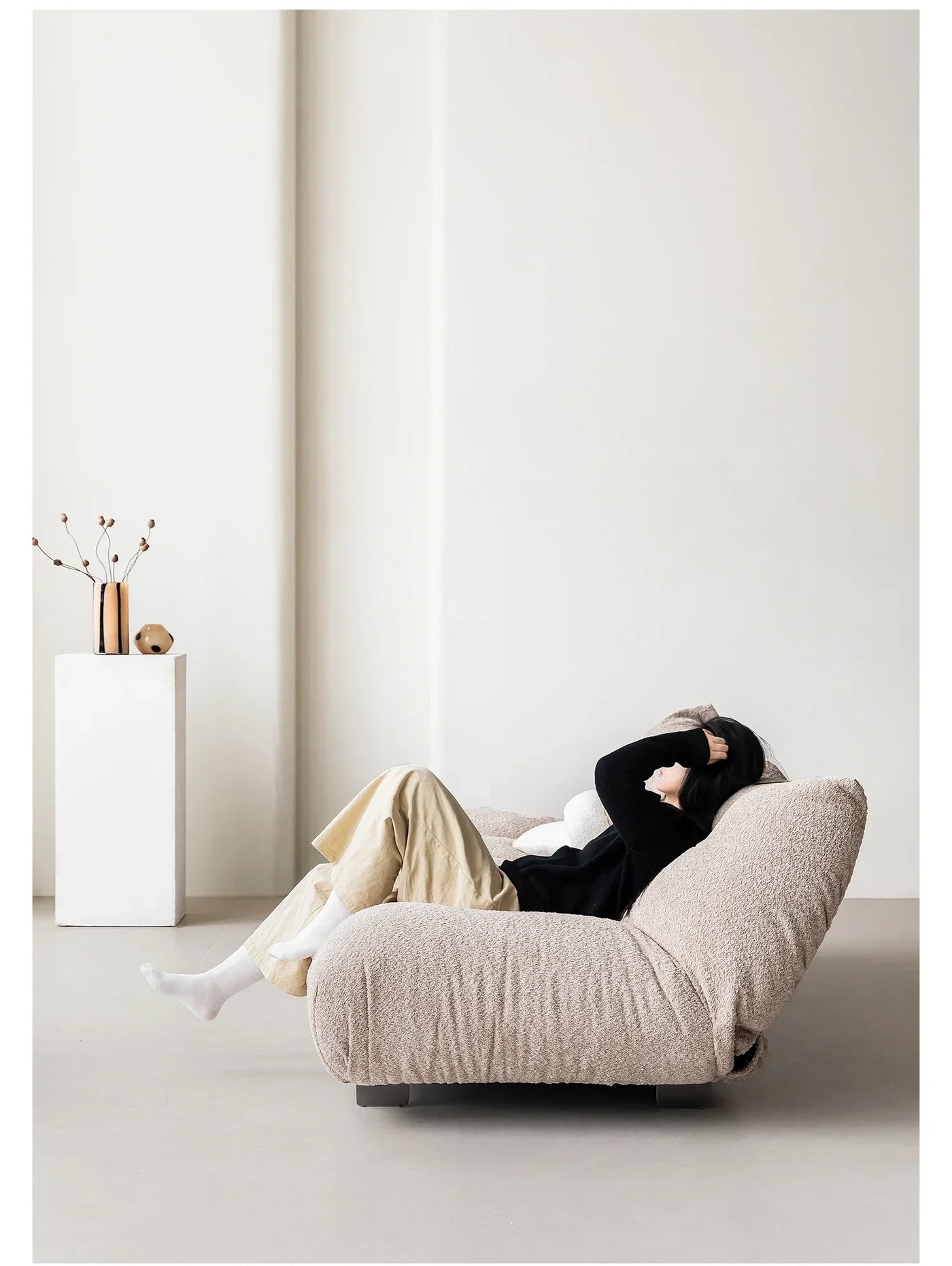 Alpaca Velvet Creamy Style Sofa Bed Foldable for Small Rooms Multifunctional for Lounging Sleeping Lazy Comfort Furniture FYLS