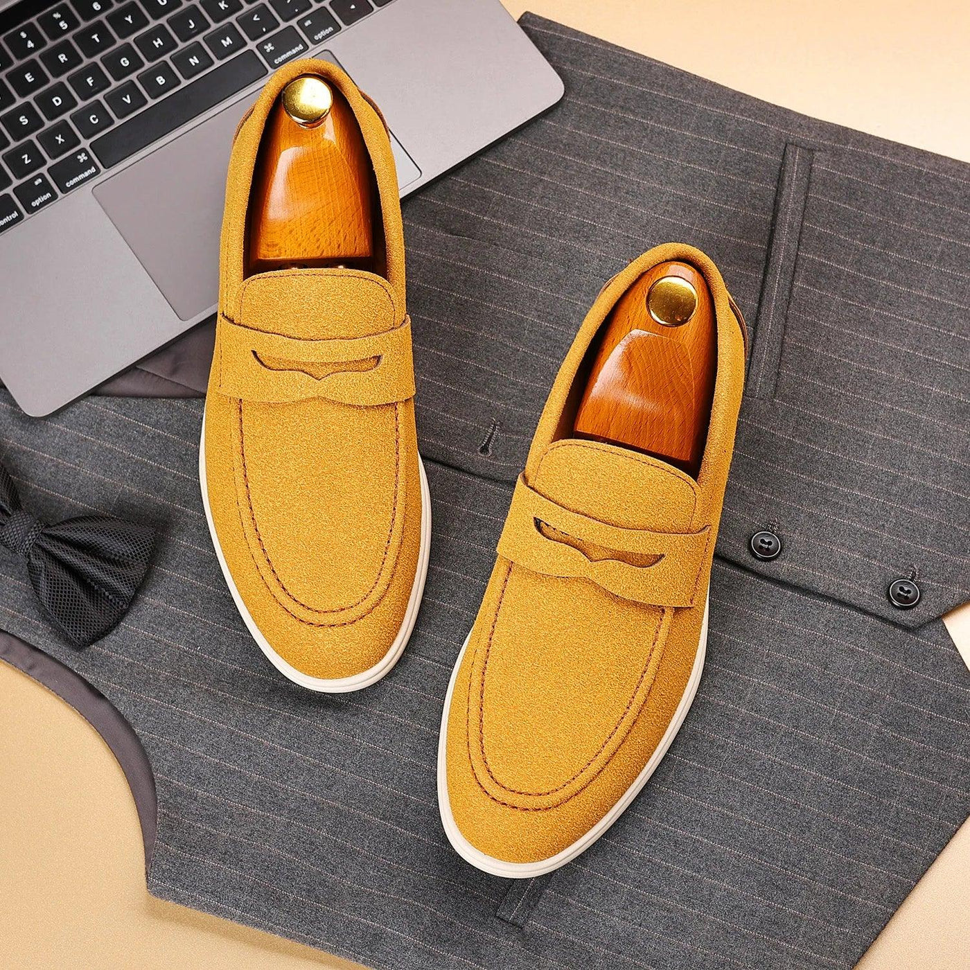 Men's Loafers Casual Slip On Shoes Soft Lightweight