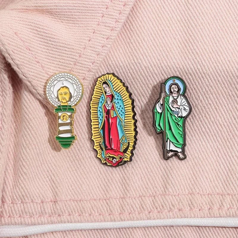 Our Lady Of Guadalupe Enamel Pins Golf Ball Hat Clips Golf Training Accessories Baseball Cap Cartoon Decorative Clip for Golfer