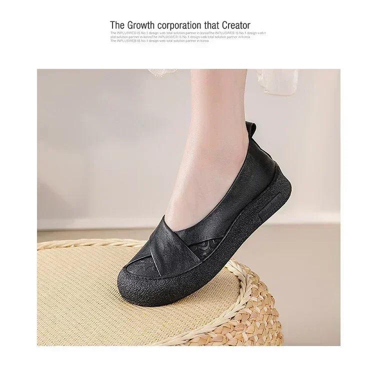 Authentic anti skid slip on leather flat shoes ladies shallow loafers woman comfy soft moccasin
