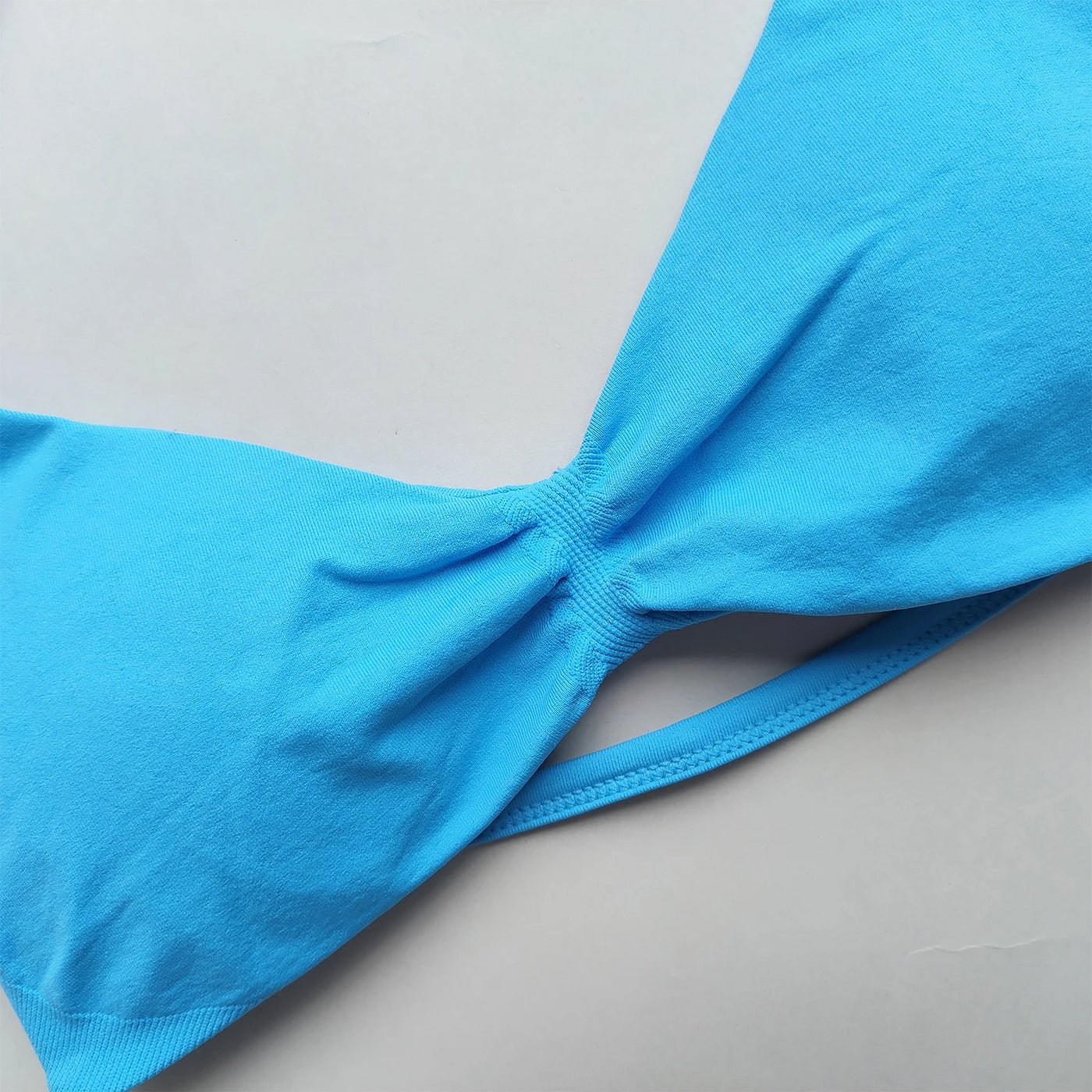 ARFTE Sports Bra Strappy Backless Yoga Gym Bra Removable Cups Women Workout Clothing Gym Top Halter Sport Bras