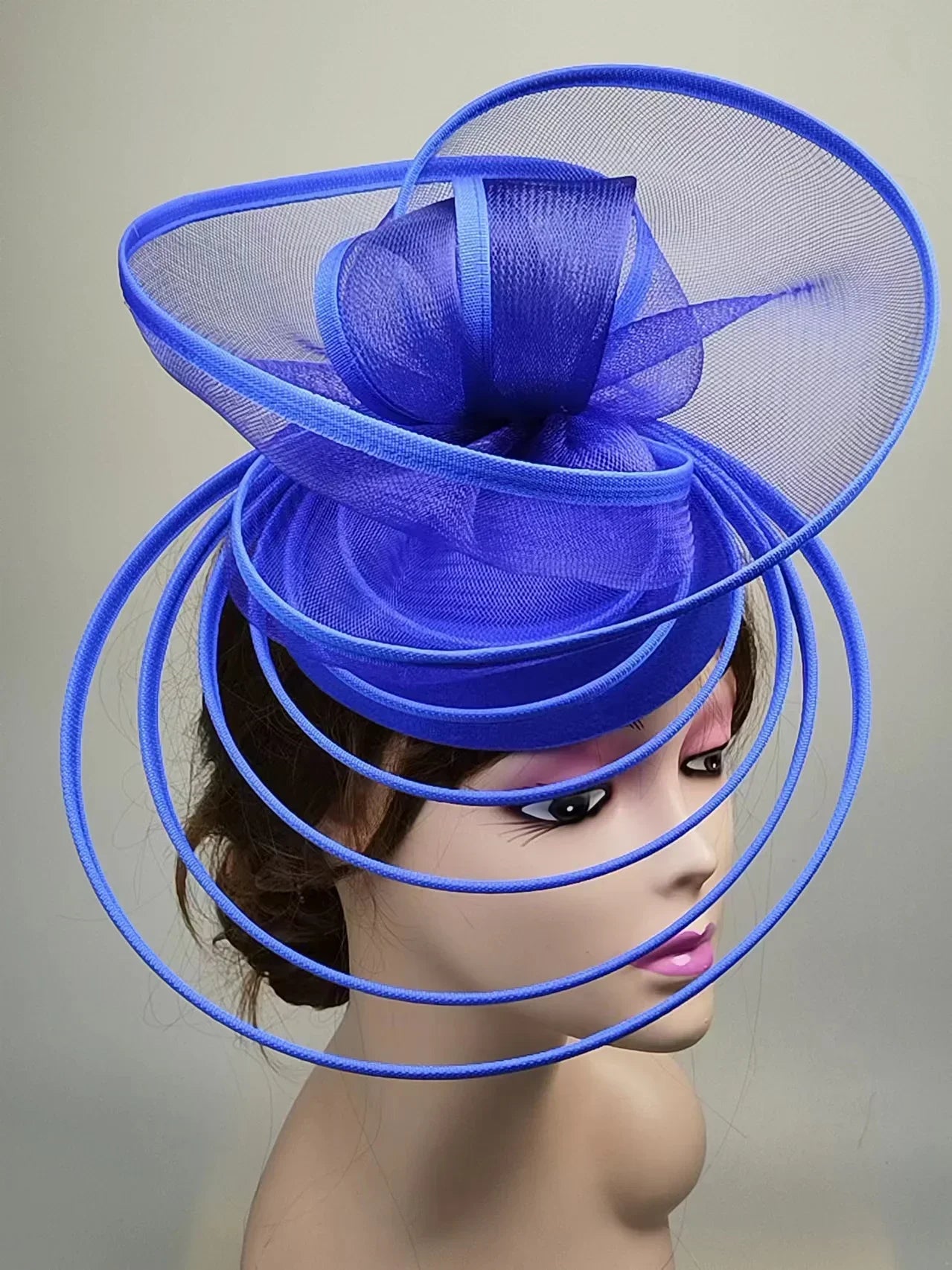 Royal Ascot Luxury Fascinator Hat Women Wedding Headpiece Mesh Hat Formal Event Pillbox Fascinator Hats Ladies Mariage Millinery