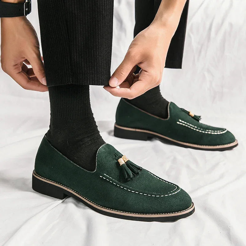 Luxury Designer Men Suede Tassels Blue Green Oxford Brogue Shoes Moccasins Wedding Prom Homecoming Party Footwear Zapatos Hombre