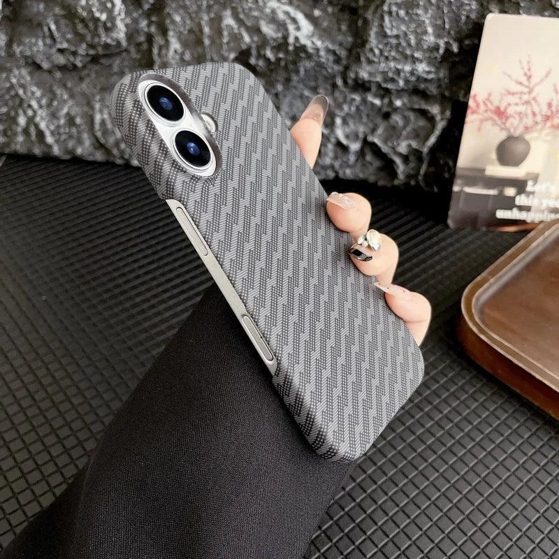 Simple Slim Matte Carbon Fiber Frameless Phone Cases for iPhone Shockproof Hard Cover 17 16 15 14 plus 13 pro Max 11 Half Pack