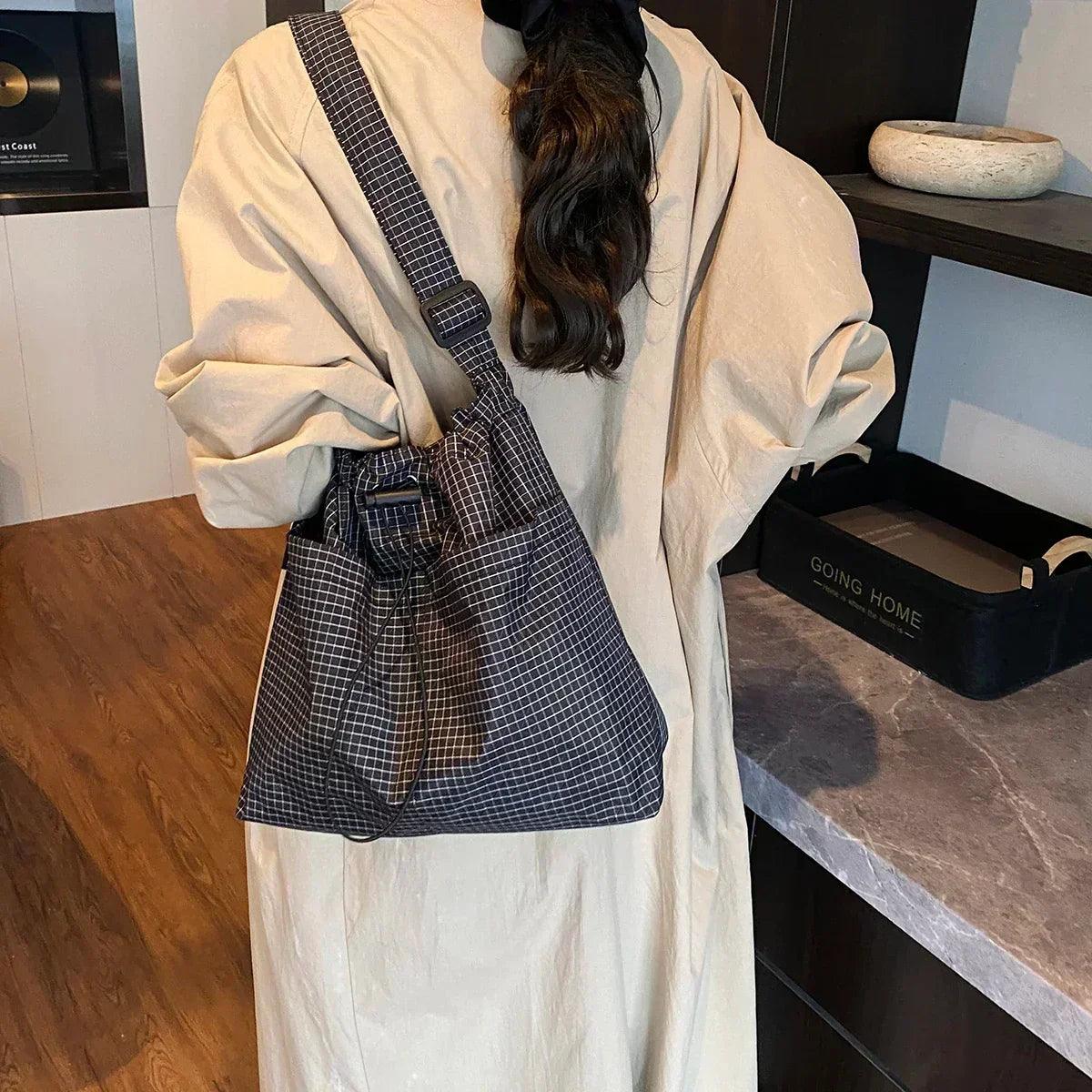 Handbags for women. Leisure big bag female 2025 new fashion cloth shoulder large capacity tote commuter messenger