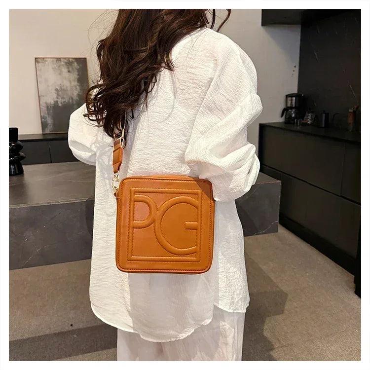 Classic designer shoulder bag for ladies - high-quality leather handbags versatile tote bags & chic crossbody