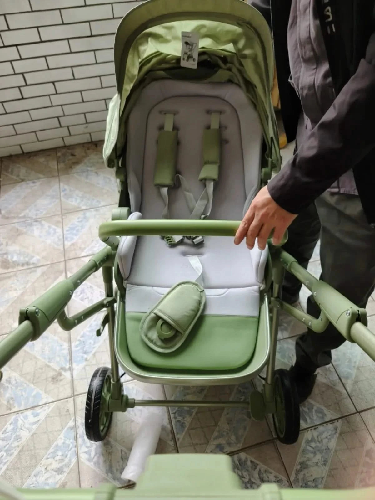 Portable High-view Baby Stroller Two-way Portable Baby Stroller Foldable Children's Four-wheel Baby Stroller 0-3 Years Old