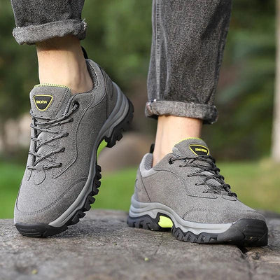 Outdoor Mountain Hiking Boots 2025 Autumn New Men's Non Slip Climbing Trekking Walking Hunting Tactical Rubber Sneakers
