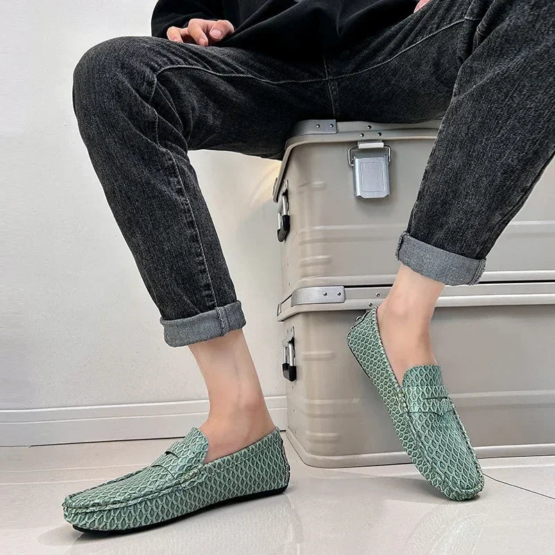 New Loafers Men Handmade Leather Dress Shoes Man Driving Flats Slip on Luxury Comfy Moccasins Black Party Shoes for Men